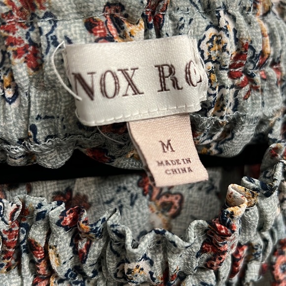 Knox Rose off the shoulder blouse - Picture 3 of 4